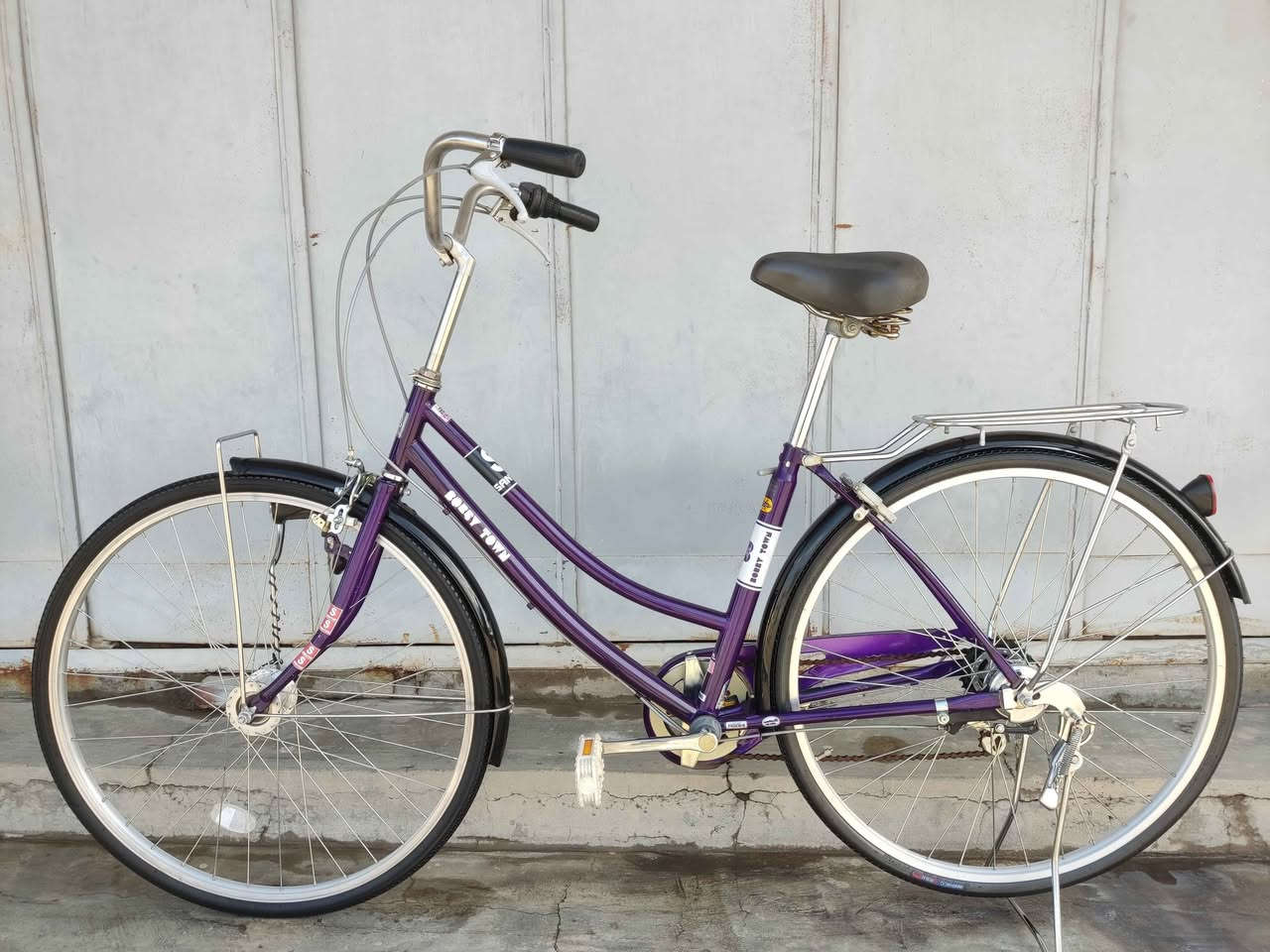 سلام عليكم 
وصول وجبة جديدة 
بايسكل للبيع باله ياباني حجم 27 ستة كير و حساس لايت زينون ياباني اصل سوبر لوك بالكارتون نظافة100% 

عنوان محل : كركوك حرية ــ مقابل تكية و جامع شيخ محمد ــ يم ملعب دولي شورجة.
رقم موبايل : ***********
