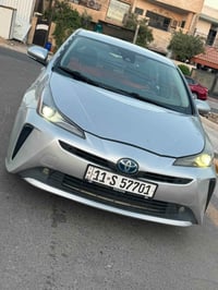 من رخصه الادمن المحترم  تيوتا كورله بريوس 2021 لون رصاصي  رقم بغداد ال...