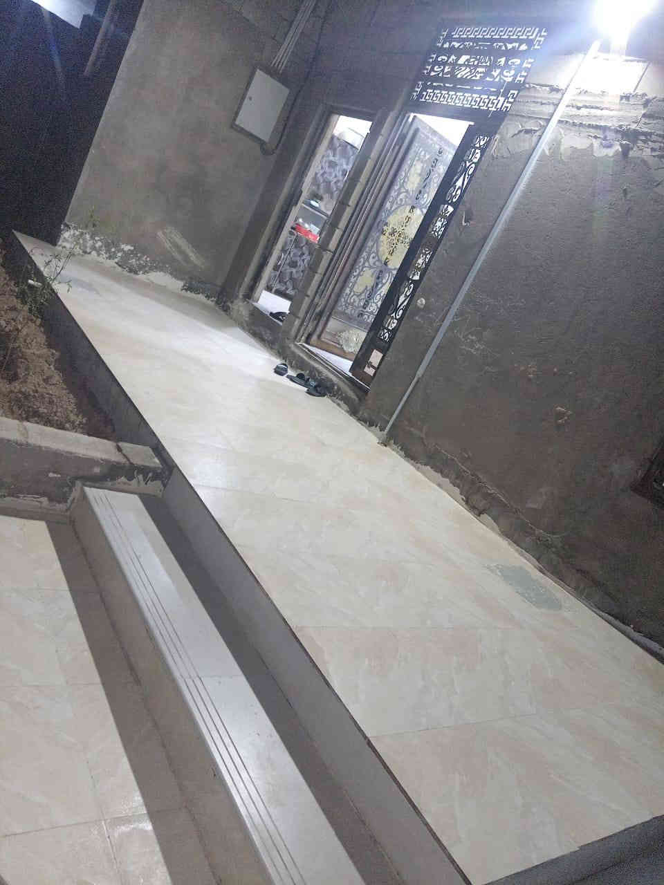 السلام عليكم ورحمة الله وبركاته👋
***********
#دار سكن البيع بناء 2024
# المساحه 200م 
# الواجه 10 ونزال 20
..................... 
# نوع العقار طابو زراعي بإسم عراقي
# وكاله ومكاتبه ونسخه من طابو
................... 
# يتكون من قرفه2 وصاله وصحيات 
# على شارع 10 م
# جميع لخدمات متوفره
# العنوان بصره ابولخصيب منطقت طريزاويه
...................... 
سعر 65 وبيه مجال
الاستفسار📞 ***********
