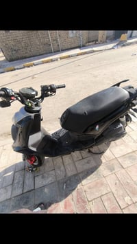 ١٥ يوم صاله طالعه من الحاويه بيع مستعجل اول تبديله دهن ١٦٠٠ وبيه مجال ...