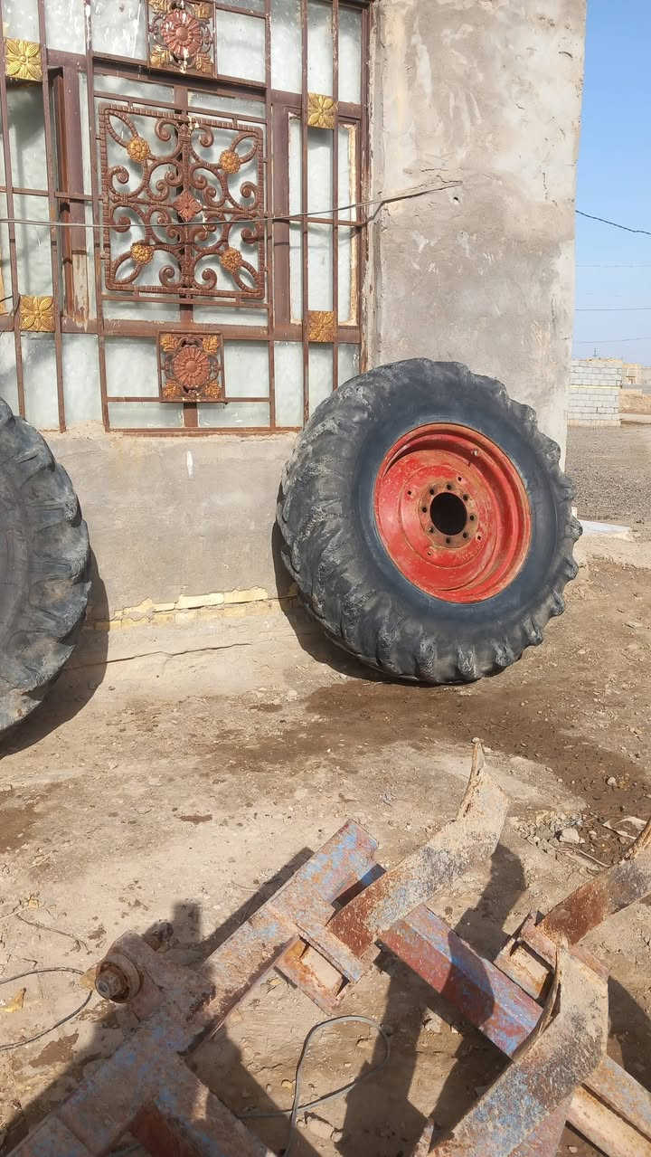 خوان سلام عليكم تايرات خلفيات  نظاف شرط لنظافه كامل  هويالته  ١٨عله ٣٠  تحويره مال بلاروس كامل دنفص جك صوندات  كامل جيب وشد رقم تليفون *********** وتساب خاص
