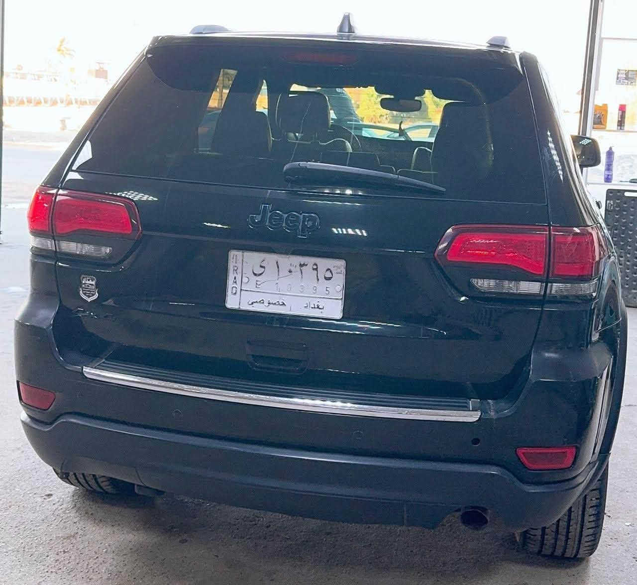 السلام عليكم
جيب بلاك توب 
موديل ١٩ اخت الكلين بدون ايرباك بدون فتح برغي 
فتحه حساسات خلفيه فور ويل ماوس
***********
مكانه بابل
صور الحادث بالمنشور
سعره ٢١٠ وبيه مجال

