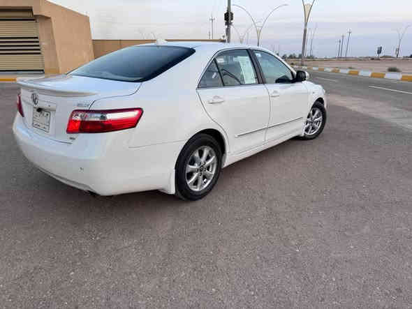 السلام عليكم 
للبيع 
تيوتا كامري 
2009 كويتي 
مكفوله عدا ملاحضات بسيطه 
رقم بغداد تحويل مباشر 
فول مواصفات 
محرك كير صدر تبريد تخم تاير كله جديد 
السياره جاهزه من كلشي 
السعر ١٢٥ وبيهه مجال 
الاستفسار ***********

معرض سالم التجاري/الانبار/حديثه/الحقلانيه 
قرب محطة تعبئة وقود الحقلانية
