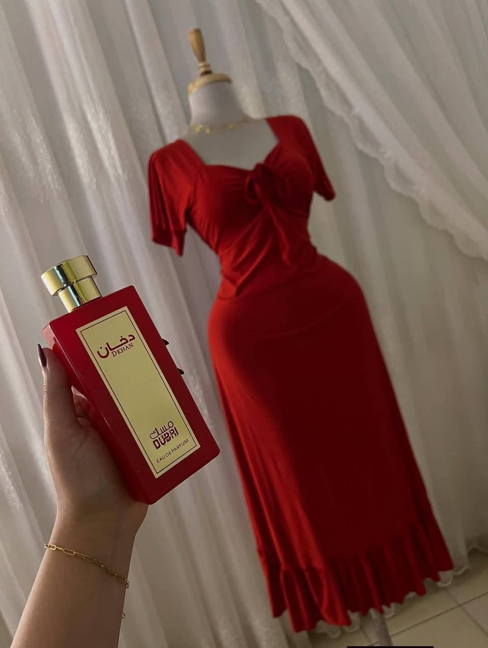 ❤️ فستان عيد الحب وصل ❤️
#السعر_10الاف_10الاف 
الأحمر الملكي اللي يسرق القلب من أول نظرة 😍🔥
قصة ناعمة تبرز الأنوثة
قماش مريح ومرتب ع الجسم
اختيار مثالي لسهرة الفالنتاين
توصيل الف دينار دخل المسيب


**إذا كنت صاحب هذا الإعلان وتريد حذفه لأي سبب، رجاءا أرسل رسالة إلى الدعم الفني**