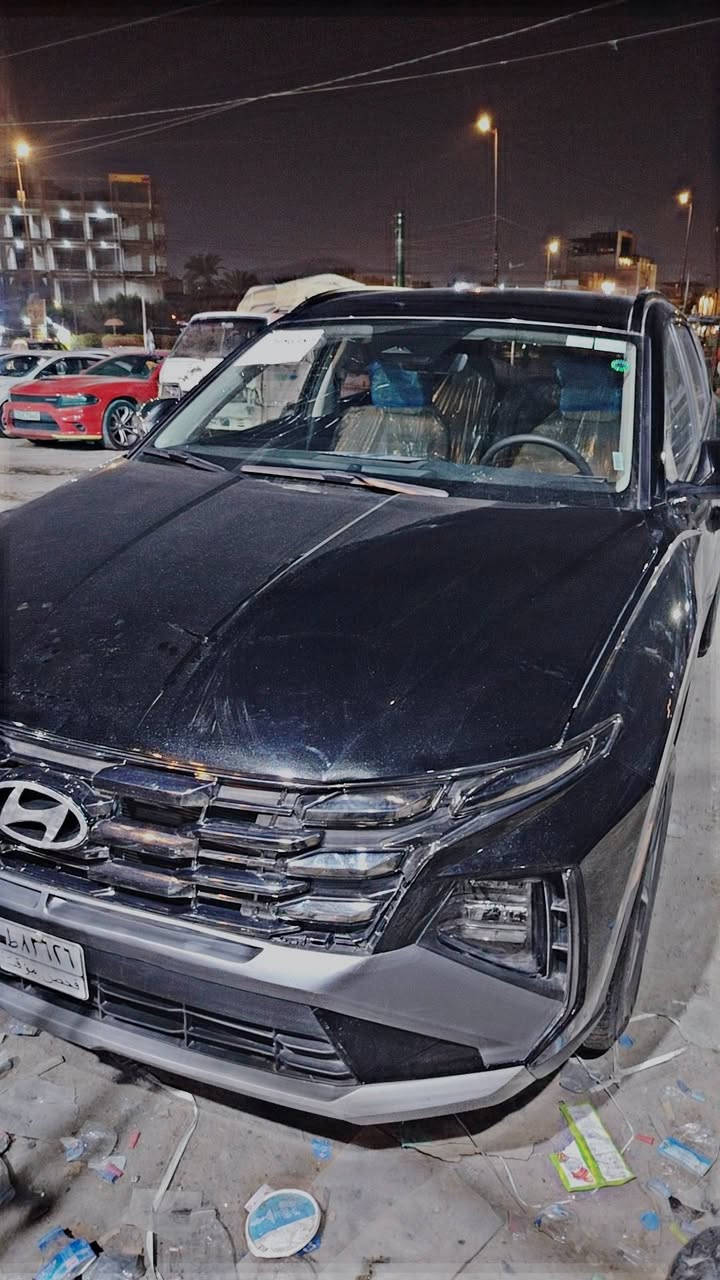 السلام عليكم ورحمة الله وبركاته توكسان 2025 فول عد الفتحه ماشيه ١٨ بيهة بنيد صبغ  مكاني بغداد البلديات
***********  السعر 219
