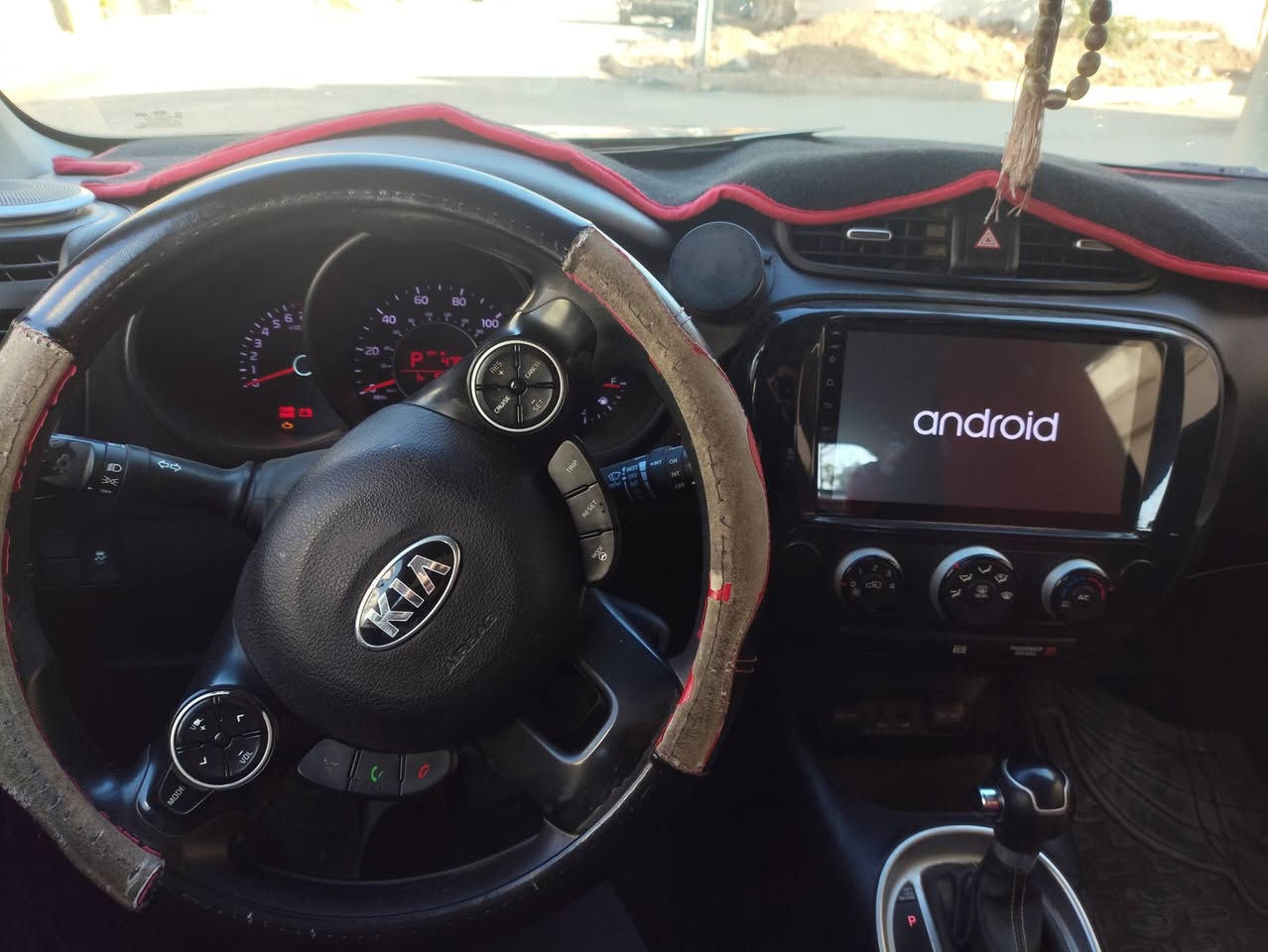 السلام عليكم 🫡 
 
للبيع كيا صول 🛑
2015 وارد امريكي 🇱🇷
حادث امريكا  دعاميه اماميه وبنيد 
وبيهة  قطع صبغ داخل العراق 
محرك 2000  
سيارة. جاهزة كير محرك 
شاشة اندرويد وكاميرا خلفية 4k
رقم بابل   
💵السعر 113  وبي مجال  
مكان السيارة بابل 🏠

اتصال واتس اب☎️***********
