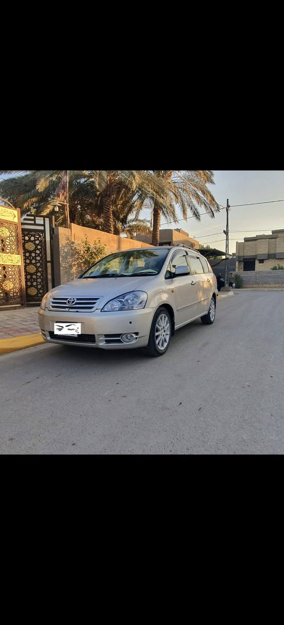 السلام عليكم ابصم مديل 2013 سياراة 7 راكب جاهزة مكينة كير حدادية تخم تاير منضومة غاز تبريد شغال 3 قطع رقم بغداد سيارة مكفولة كفالة عامة السعر 90 وبيهة مجال 
للاستفسار ***********//***********
