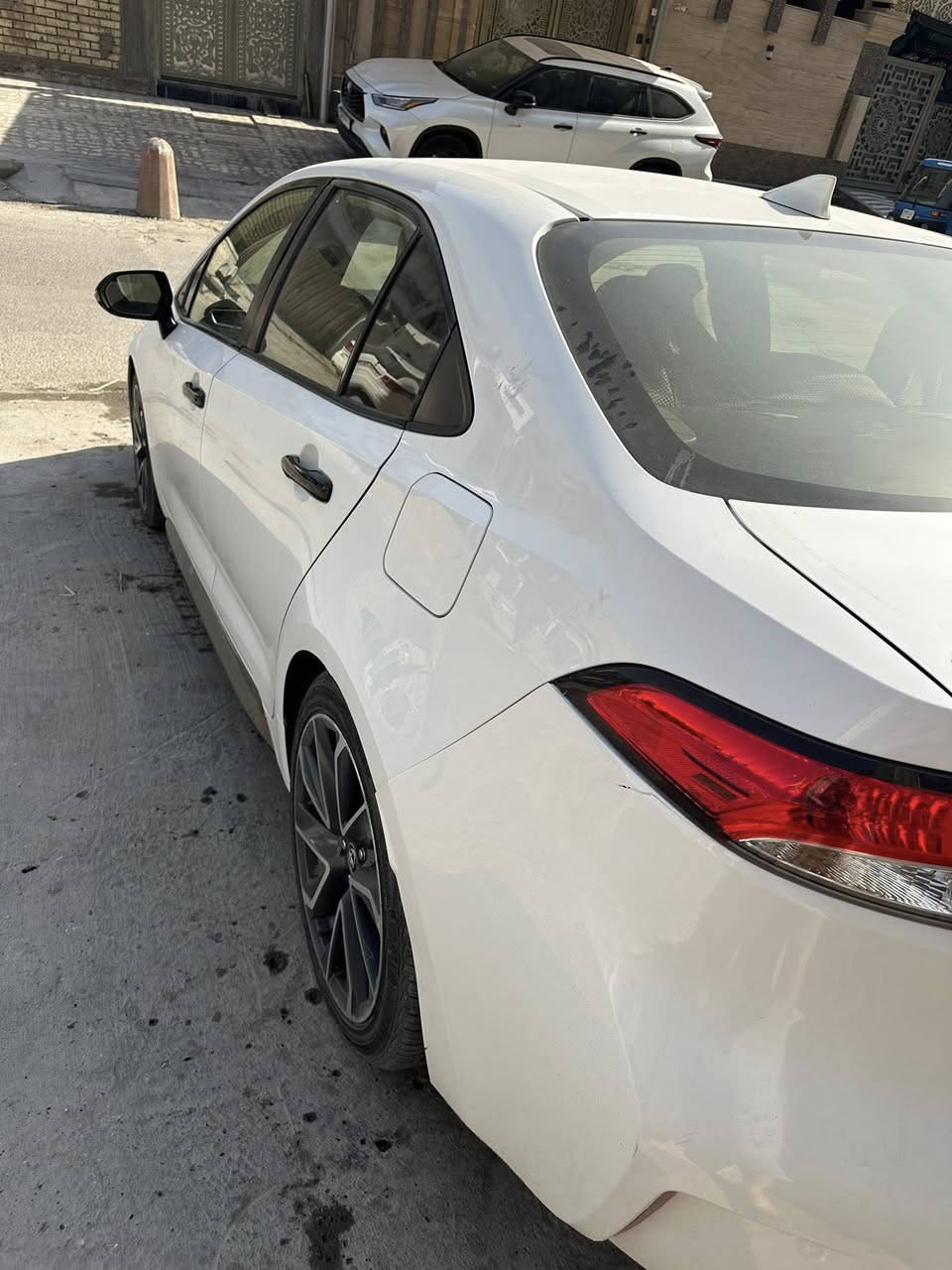 السلام عليكم
كورلا موديل 2020 
فول مواصفات 
ماشية 54 الف 
صور الحادث مبين 
وبيها سونار 
رقمها #دهوك
السعر 140$ 
لتواصل عبر الواتساب ***********
