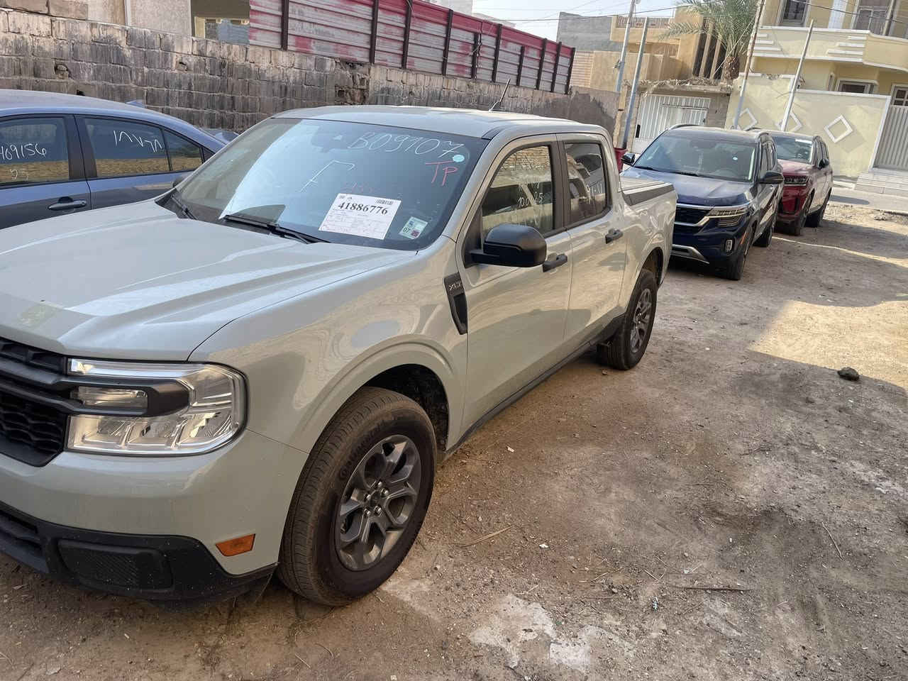 للبيع فقط 
فورد مافرك 2024 
لون سمنتي 
مواصفات XLT 
محرك 2500 هايبرد و بانزين  
سياره جديده 
حادثه فقط الجاملغ الخلفي 90%يرجع بارد
 بدون دواخل مكفوله يعني بجم كبس على وضع الشركه 
السعر 177 و بيها مجال بسيط 
للاتصال متوفر وتساب
 ***********
***********
