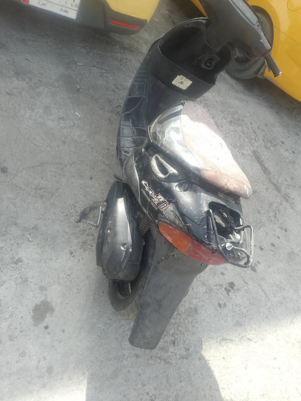 السلام عليكم للبيع دراجه سازوكي مسطره كامله مجفته جديد نكره سلف كامله كابريتر جديد كهرباء كله شغاله سعر 200مكاني الحريه ***********
