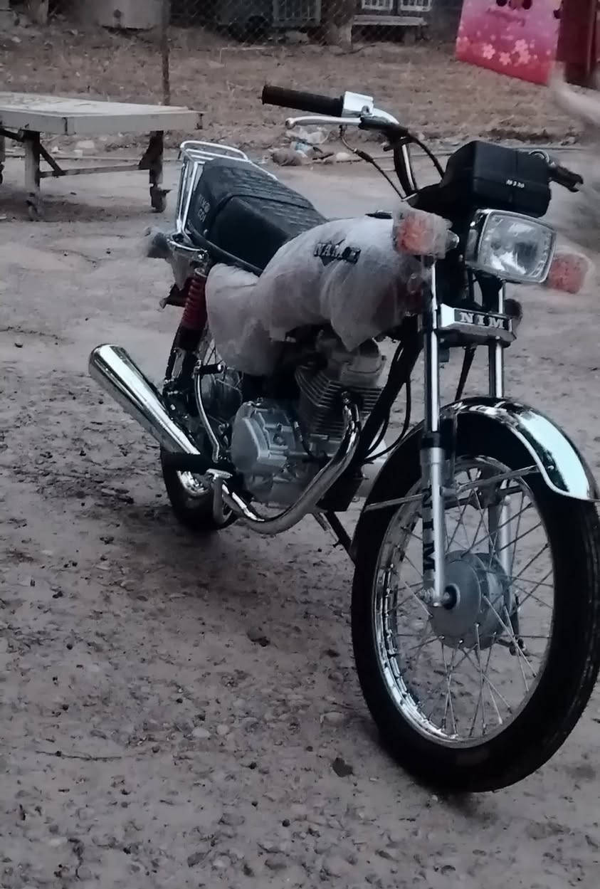 سلام عليكم اخوان
دراجه نامة امتياز للبيع
صارله شهر من نزلناهة
أوراقه فقط مكاتبه
السعر بالخاص
المكان مدينه صدر
للستفسار :+***********
