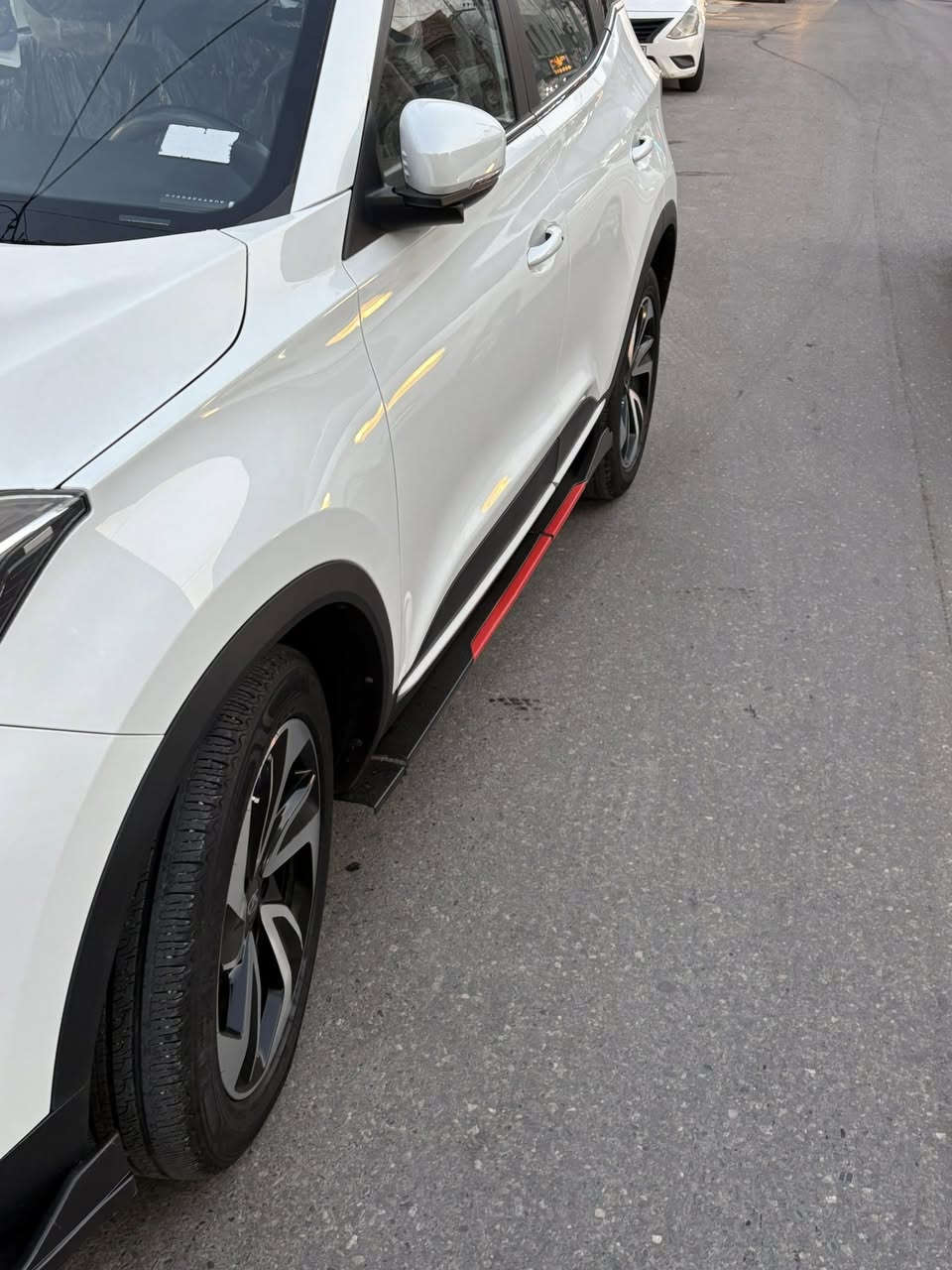 سياره كايا  X3
موديل 2024 
بصمه 
كامره تصوير امامي فيدو. رادار   وكامرن خلفي 
دبل شاشه. فول دجتال
فوليوم عدد3 ستيرن وشاشه وبجانب الكير 
تحكم ستيرن وسرعه 
 صوت المسجل اوتو مع السرعه والتحكم
اضويه لايت. اوتو 
السياره اوتوماتيك 
بدون سقف سلايت 
ميزه كونترول ترحيب 
سياره بيها شبر تعذيل بارد صندوق خلفي على اليمين
اوتو هولد 
 A b s 
جامات 4 اورو. مع قفل اوتو  موبايل كورك واتساب فايبر
***********
