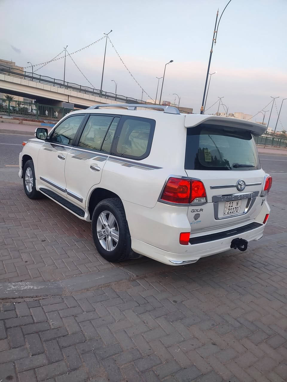 سلام عليكم بيع سريع تويوتا لاندكروز موديل 2014
محرك 6 سلندر 

رقم بغداد الجديد باسمي تحويل مباشر 

استخدام شخصي جديده بمعنى الكلمه 

مكفوله كفاله عامه  من الصبغ والتبديل والحادث وسونار مرفق 

مكينه كير كفالة 100‎%‎ 
حدادية تراي شرط 100‎%‎

المواصفات المعروفه للاندكروزر  GXR

حساسات ، كامره ، مري شفط ،، لايت زينون 
داخل جلد ، كرسي كهرباء ، طفاية
مرايات عتم عاكس للضوء العالي 
داخل صاج ، فول تحكم ، يدات نيكل 

السعر  378.  قفل من الاخير 

ماكو هيج سعر بهاي النظافه 

بالخير التصير من نصيبه 

اي استفسار

***********
***********

مكان السيارة كربلاء المقدسة
