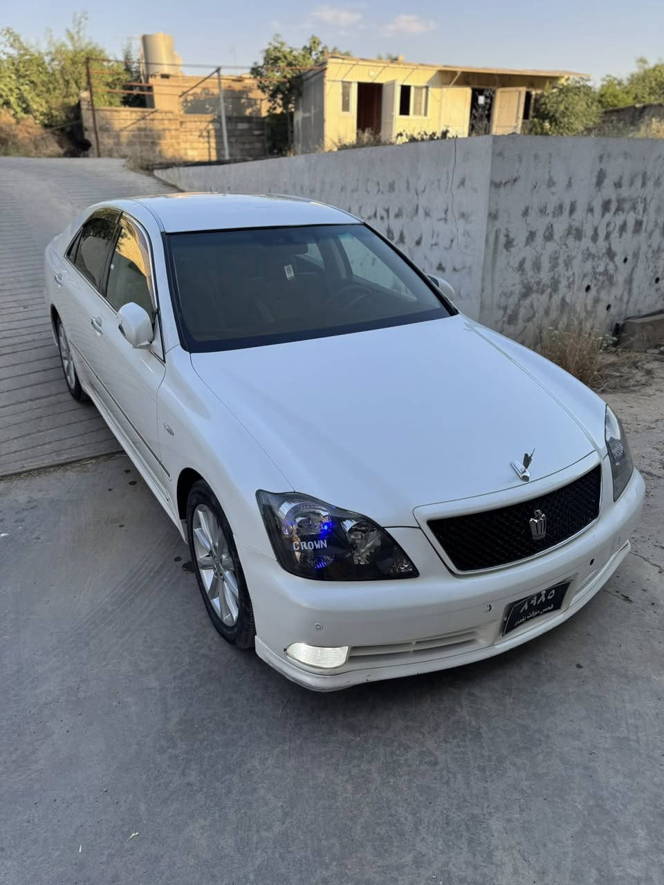 سەرەتا بەناوی خوای گەورەو میهرەبان🤍
تویتا کڕاون شاهینە بڕاوە بڕاوە بۆفرۆشتن
بڕاوەیە سەیارەکە 
سعری ٤٩گەڵاو مەجال
ژ.م***********ڤایبەر +وەتساپی لەسەرە
شوین قەزای دوکان
کۆدی بۆ کراوە
١٨٢ بی دوکەڵ
٣دوگمە بیلاد سپۆرت
ساج سور بیلادی
ئاوینە ئیشارەت ٥بەسمە شاشەو حاسە
بی بۆیاخە سەیارەکە
٣تایەو ویلی لۆکی لە ژیراگە کامل جایز کراو
تەبرید ساردو گەرم بەشەرت جامی پیشو دوای هەڵ گیراوە
دەعمو لیدراوی نیە 
کەڤەر گۆڕاو نیە 
بەشەرت سەقفی بۆیاخی نیە
لە خزمەت هەموو لایەکم 
سعری ٤٩گەلاو مەجال
***********

