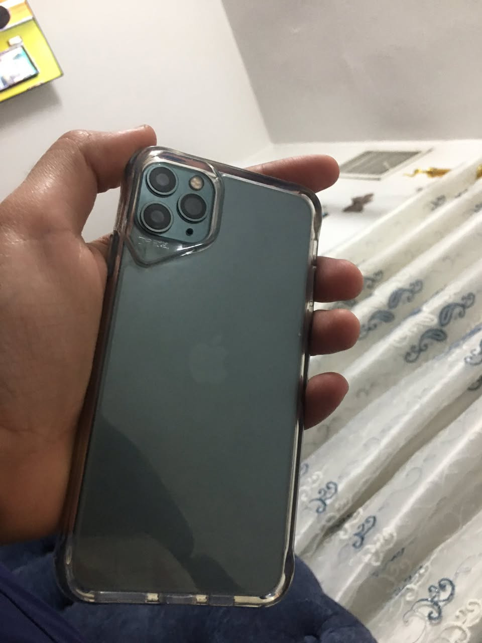 السلام عليكم 
عندي 11 برو ماكس 256 
فيس ايدي شغال 
جهاز مبدل شاشه احسن نوعيه 
وبطاريه هم نوعيه تمشي نهار كامل 100 قدرتها قبل اقل الشهر بدلتها 
وزر الصامت واكف 
و سماعه الفوك مرات بيها وشه 
جهاز شغال بدون مشاكل و زر وسماعه تصليحهم 30 الف 
السعر 220 وبي مجال بسيط


**إذا كنت صاحب هذا الإعلان وتريد حذفه لأي سبب، رجاءا أرسل رسالة إلى الدعم الفني**