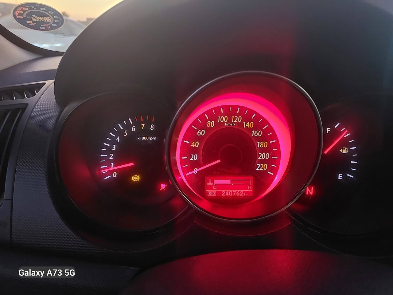 السلام عليكم سيراتو ١٣ بيه قطتين ونص ابيع ٣ صبغ بدون دواخل ميكانيك جاهزه من كلشي تحويل وكاله مضمون السعر النهائي ٩٣ مكاني بلصويره ***********
