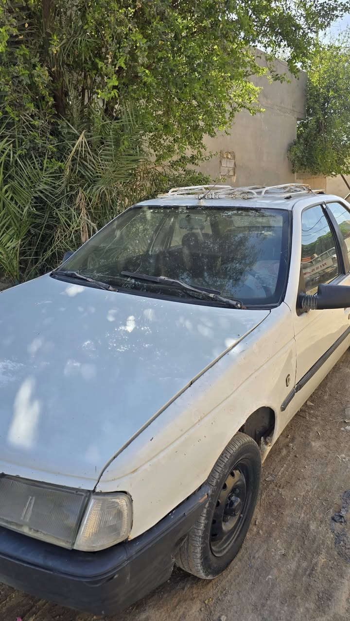 السلام عليكم
بيجو  للبيع سعرها 17 ورقة وبيها مجال 
*********** 
كوت الشهداء
