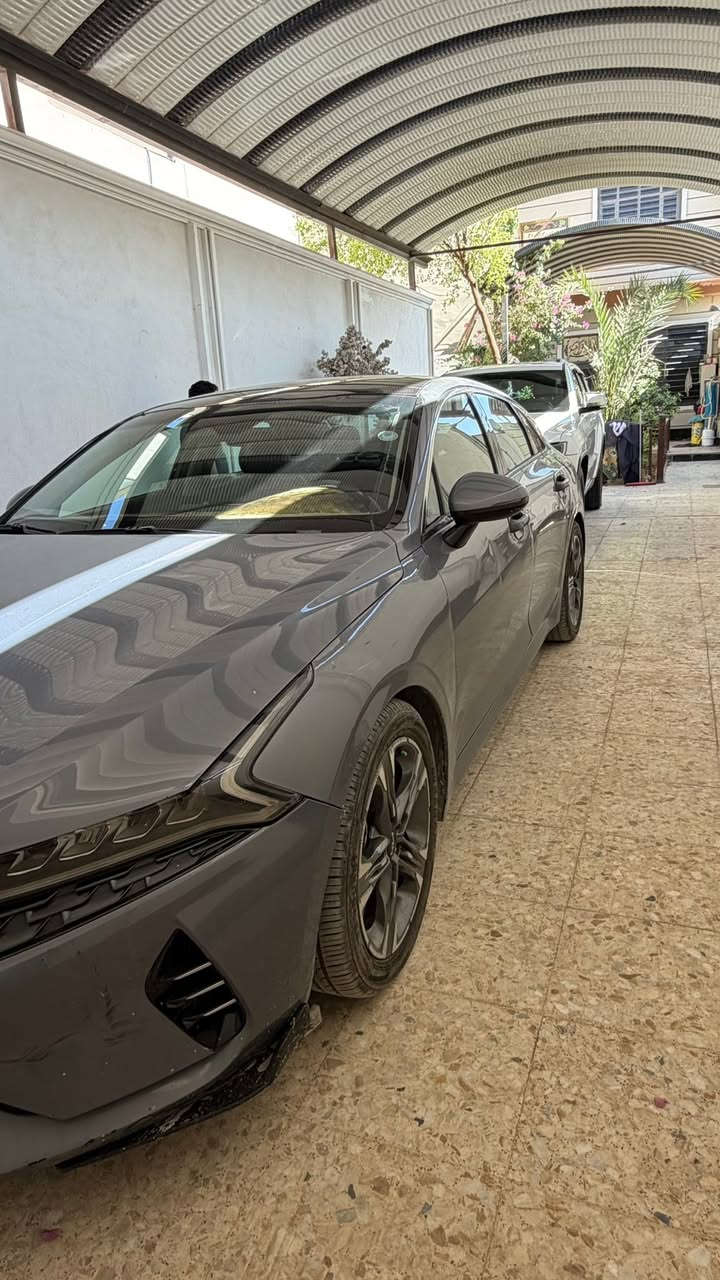 k5 LXS   2023

‎ محرك 1600تيربو ‎

‎بصمه تشغيل +تشغيل عن بعد‎

‎قياده ذاتيه 

‎هاند بريك بصمه

‎ مثبت سرعه وبانوراما عل طولها سياره فول مواصفات 
رقم اربيل با اسمي هزه جديده وسنويه جديده 
مكاني بغداد 
*********** 
السعر 138 
صور الحادث والسونر مرفقه بل منشور بجم كبس
