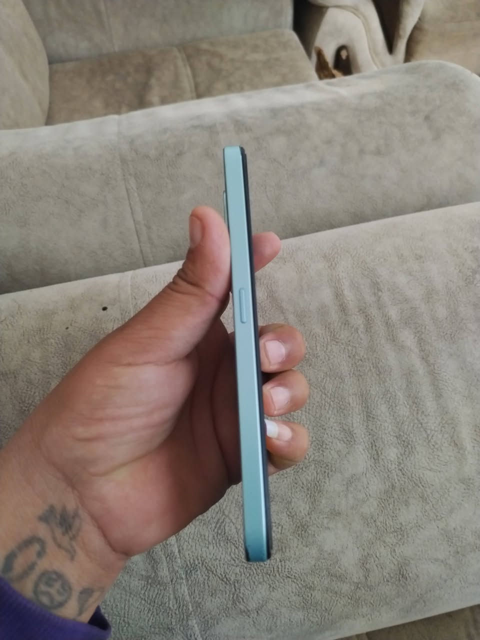 هونر اكس 6سي
ذاكره 128 بطاريه 5300 عملاقه 60افريم بوبجي
سعرو 120 بي مجال شي غليل مكان


**إذا كنت صاحب هذا الإعلان وتريد حذفه لأي سبب، رجاءا أرسل رسالة إلى الدعم الفني**