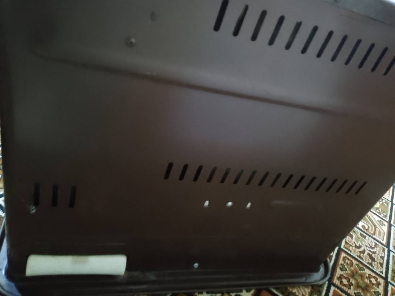 بۆ فرۆشتن
تەکێ 
بە کەمترین نرخ
‏‪***********‬‏
