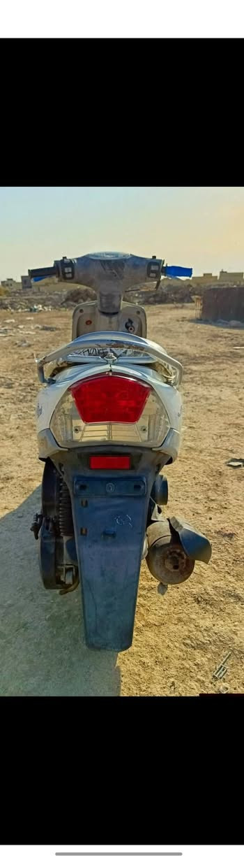 ماكس منغولي دراجه بلاد مكينه ما مفتوحه خرسه شرط سلف واحد هندر واحد ماتعبك كله شغاله وين ما تريد تفحص معدل بالمشي طيارة وشرط الفحص السعر ٦٥٠ قفل بدون مداهر وهذا رقمي للشراي***********
