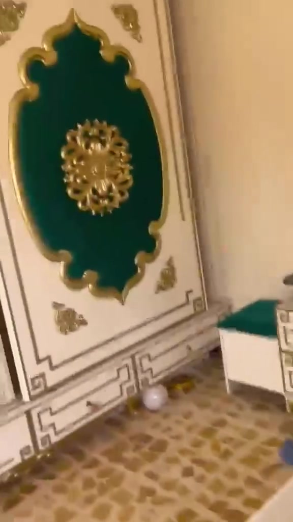 غرفه جديده ونضيفه  بس الجربايه بيه خللل سعره400وبيه مجال عونواني الامين النواب ***********
