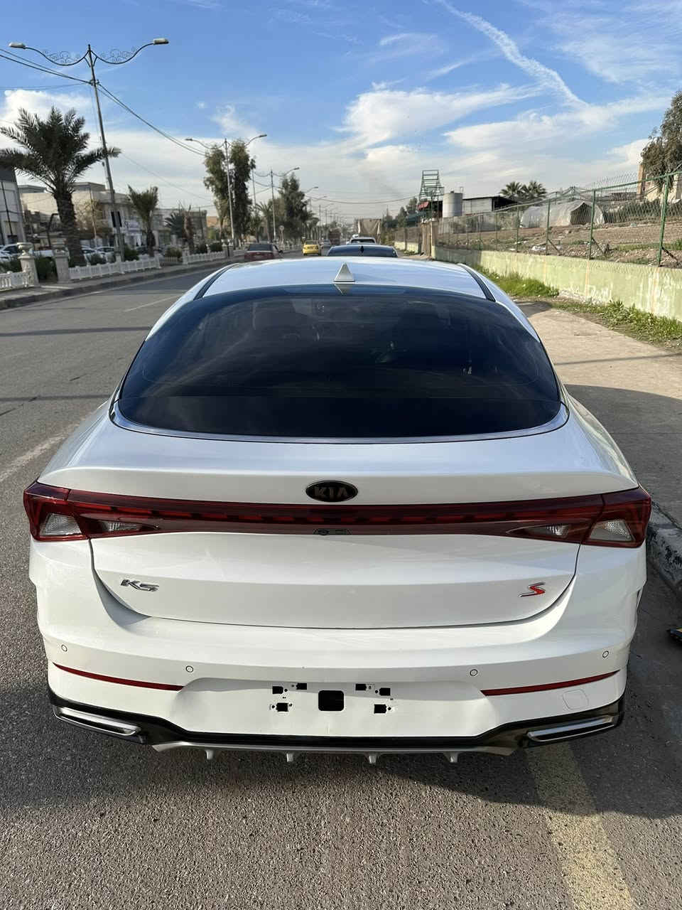 للبيع k5 خليجي موديل 21 العداد 130k مكينة 2500 رقم بغداد جديد بيها تبديل ٣ قطع امامي نفس اللون وصبغ فقط بداية التكمة مكان السيارة موصل
السعر/165
***********
