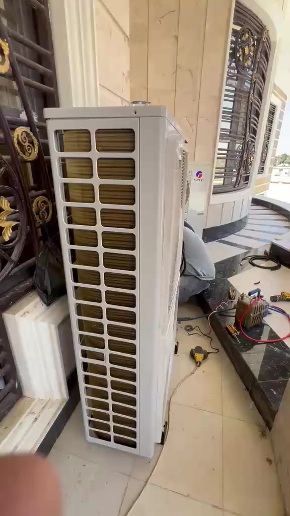 الحمد لله تم تنصيب سبلت 3طن دبل فان نوع LG مع تنصيب سبلت نوع  كري 3طن دبل فان 
#غازR410 
واكيد  ضمان الجهاز من الشركة
وضمان التنصيب 
التنصيب لصالح شركه Altufaily Company شركة الطفيلي 
ضمان وامان 
*********** ابو زيد 
‏‪***********‬‏ ابو زيد
