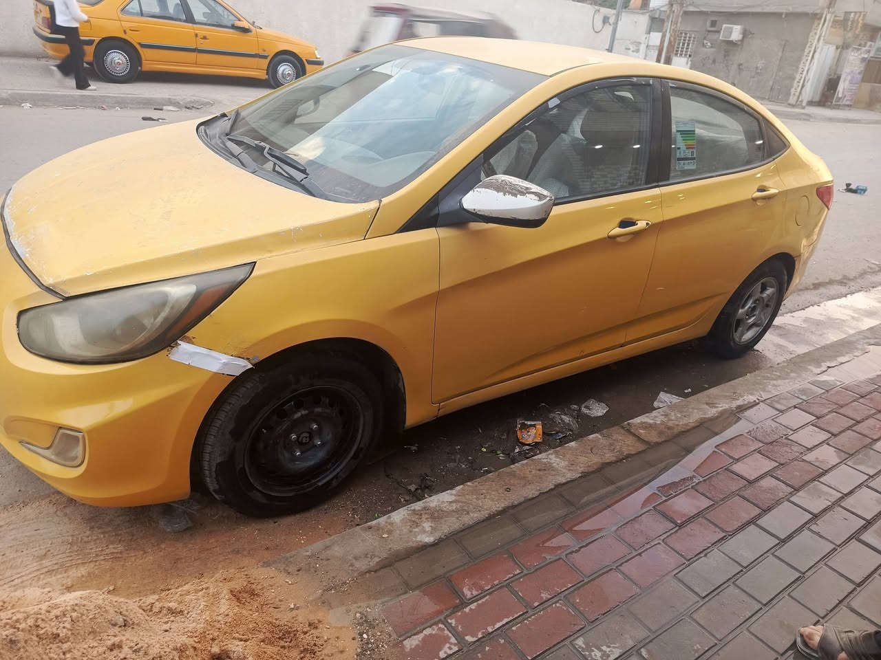 اكسنت 13 للبيع وارد امريكي مبدل جاملغ وبنيد السعر 75 مكاني الدورة ***********
