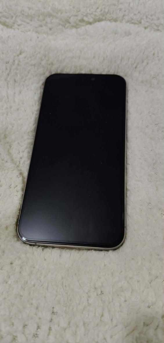 السلام عليكم
بيع ايفون ١٥ برو ماكس
بطارية ٨٩
الذاكرة ٢٥٦
نظافة ١٠٠٪؜
للتواصل ***********
