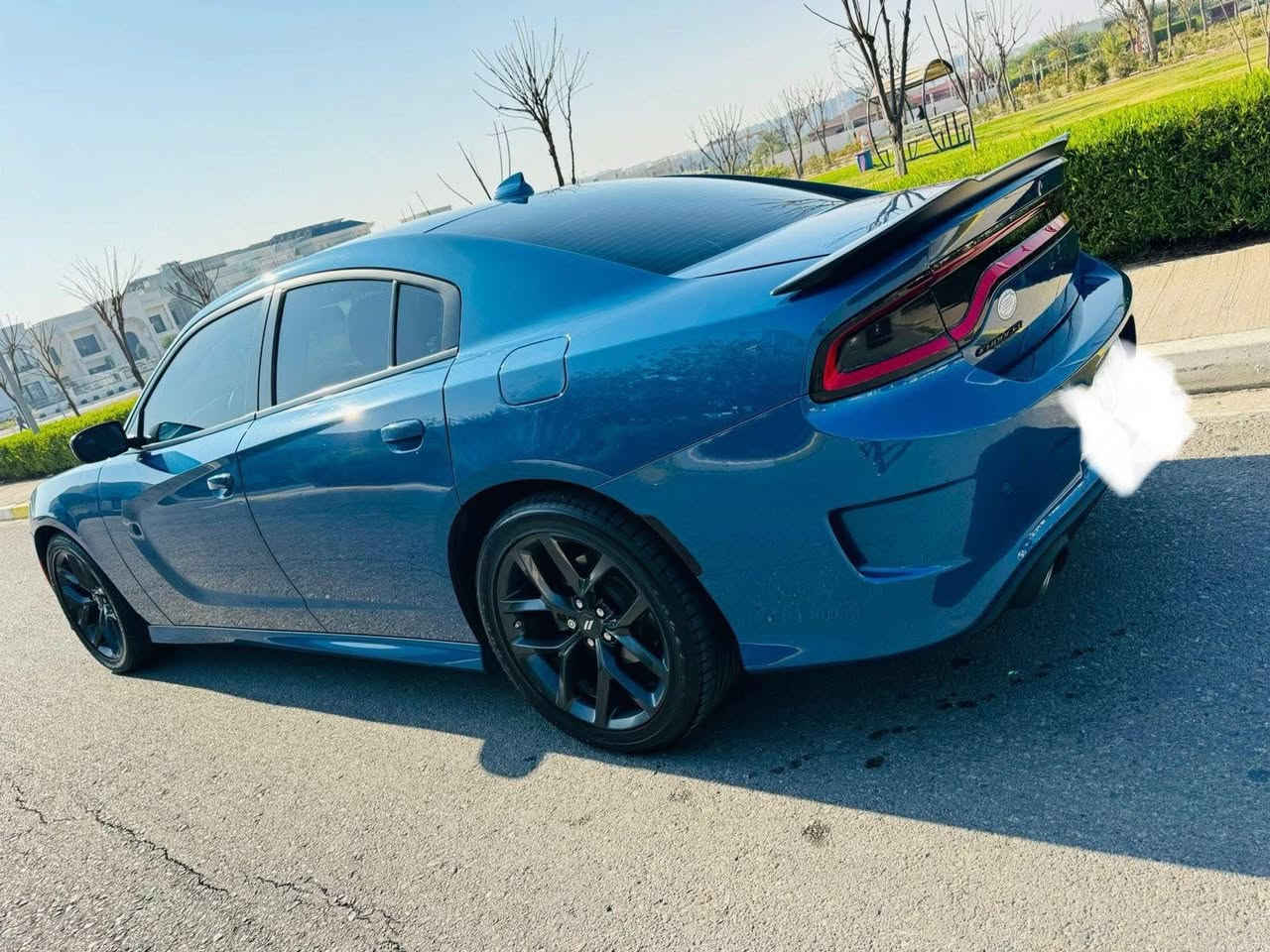 دودج جـارجـــر 𝐆𝐓 
اللون المميز بدون أربكان

مـــوديـــــل / 2021

#الـمـحـــرك V6 3600L 

وارد امريكي ماشيه84الف

صبوغ جملق وشبرين بل باب 

حـيـل جـديــدة 

◼️ #مـــواصـفـــات

▪️شاشة كبيرة نفكيشن

▪️هيترات بالمرايات جانبية

▪️كراسي حضن 

▪️تحكم ستيرن فول 

▪️شفتات بالستيرن 

▪️نظام صوت ستسم سماعات الباين 

▪️حساسات خلفية

بعد هواي بيهه مواصفات

 رقم السياره شمالي مكان السيآره اربيل

بأسمي تحويل بأي وكت

ورقم تلفوني ***********
