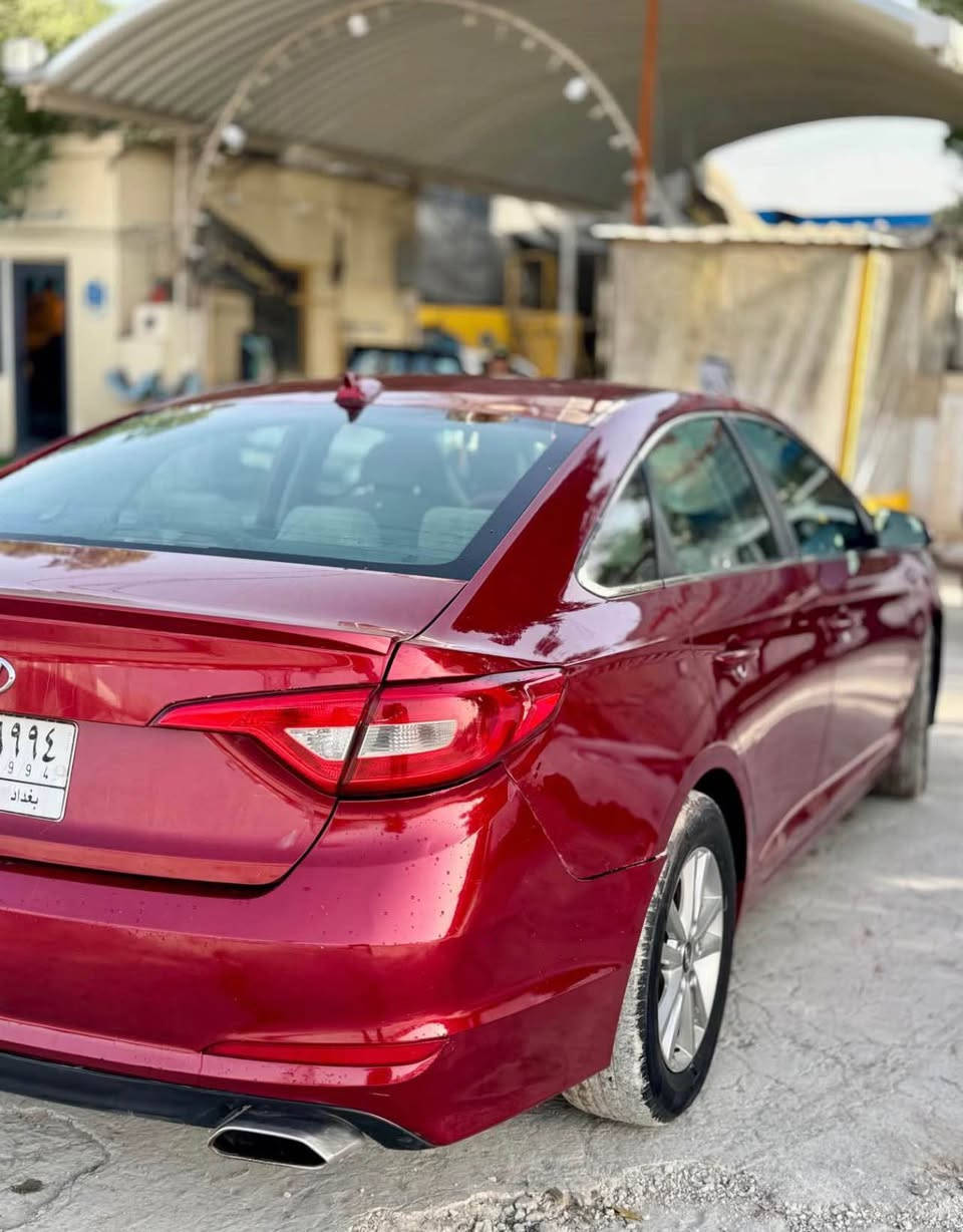 سوناتا 2015 رقم بغداد  مكينة وكير وحدادية وتبريد جاهزات بيها 3 قطع صبغ بدون دواخل شرط السعر 106 وبيها مجال *********** النجف, العراق
