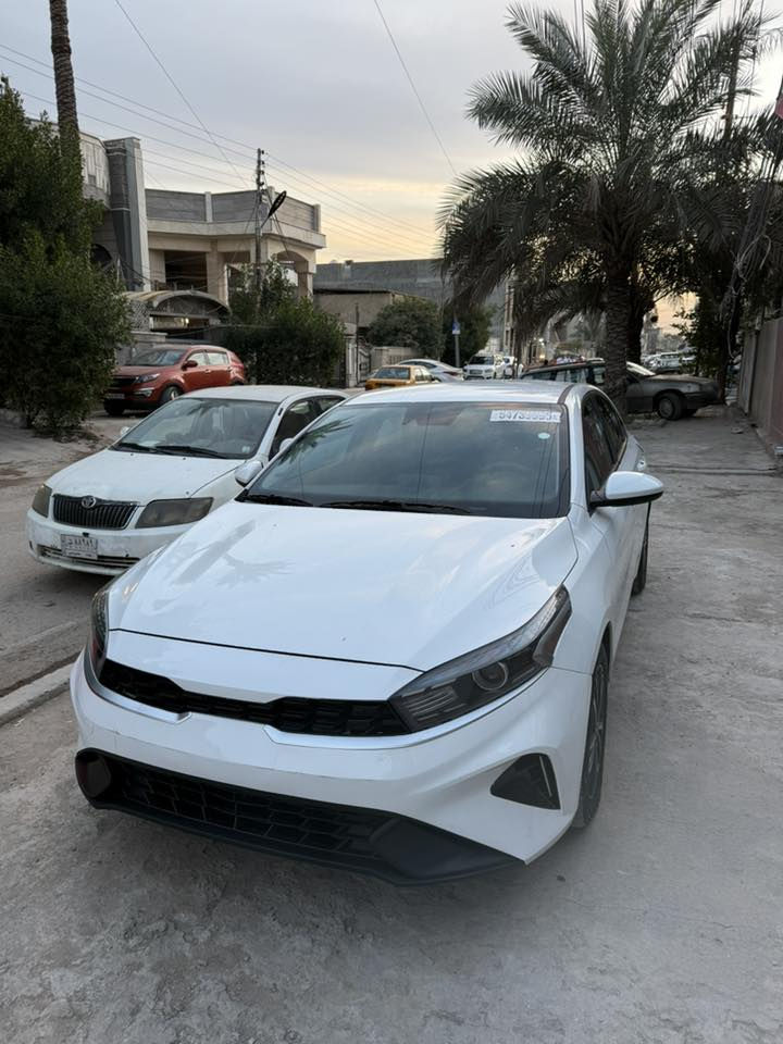 السلام عليكم فورتي 2024 دخول جديد 

بدون ايرباك سيارة مكفولة من شاصي واللغد والدواخل
ماشيه 21 الف

بيها تبديل جاملغ وصبغ + بيبان صبغ ، وبيها جاملغ تكحيل 

رصعات خفيفه بلقماره مال نقل ، وبيها شخوط يرادله تكحيل وبولش فقط ماعندي مجال اكملها

سعرها ١٤٢ ورقة وبيها مجال مكاني بغداد حي البنوك 

***********
