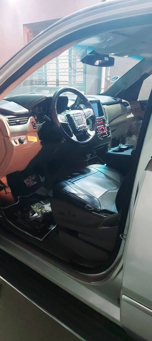 جمسي 2016 يوگن  خليجي 8 سلندر رقم سليمانيه تحويل مباشر كشنات جلد بيه قطعتين صبغ فقط رايده(25000$)وبيه مجال اني مكلف بالنشر هذا رقم صاحبه ***********
