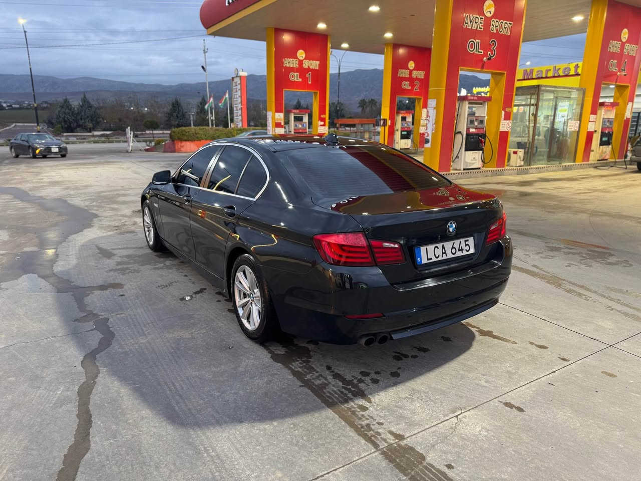 مودیل 2011
523 نوزل درێژ
مكينه ره ش مرغوب
منافێست عسلى ابراهيم خليل 
مواصفات : كوشن كهربائى
كوشن جلد
كوشن هيتەر
قوديك هيتەر
قوديك شفت
تحديد سرعه
راگرتنى سرعه
بريك بسمه
لايت زينون
اوتو هولد
فرجه اوتو
لايت اوتو
حساس
زوور مواصفاتى تر....
سالێكه داخل بوه
بێ دەعم بێ صبخ
سقف و حيزام ب شەرت
گير و مكينه و هه مى ب شه رت
دعامى بو دعامى ب شه رت
منافێست و غرامە ب شەرت
سعر 128 و مجال
*********** اكر, نينوى
