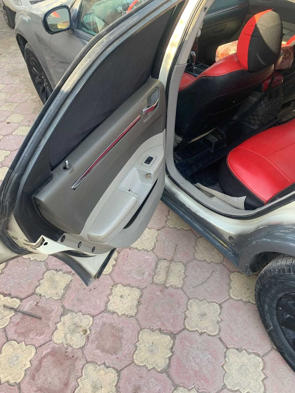 اوبامه 2009 الحقيقي 2010
مصبوغه عام بدون حادث بس تغير لون
محرك 3500
السياره شرط كير ومحرك 
تخم تاير
صدر امامي زين خلفي شويه ضعيف

السعر 105 ورقه بيها مجال بسيط

المكان صلاح الدين تكريت 
للستفسار  ‭***********‬
