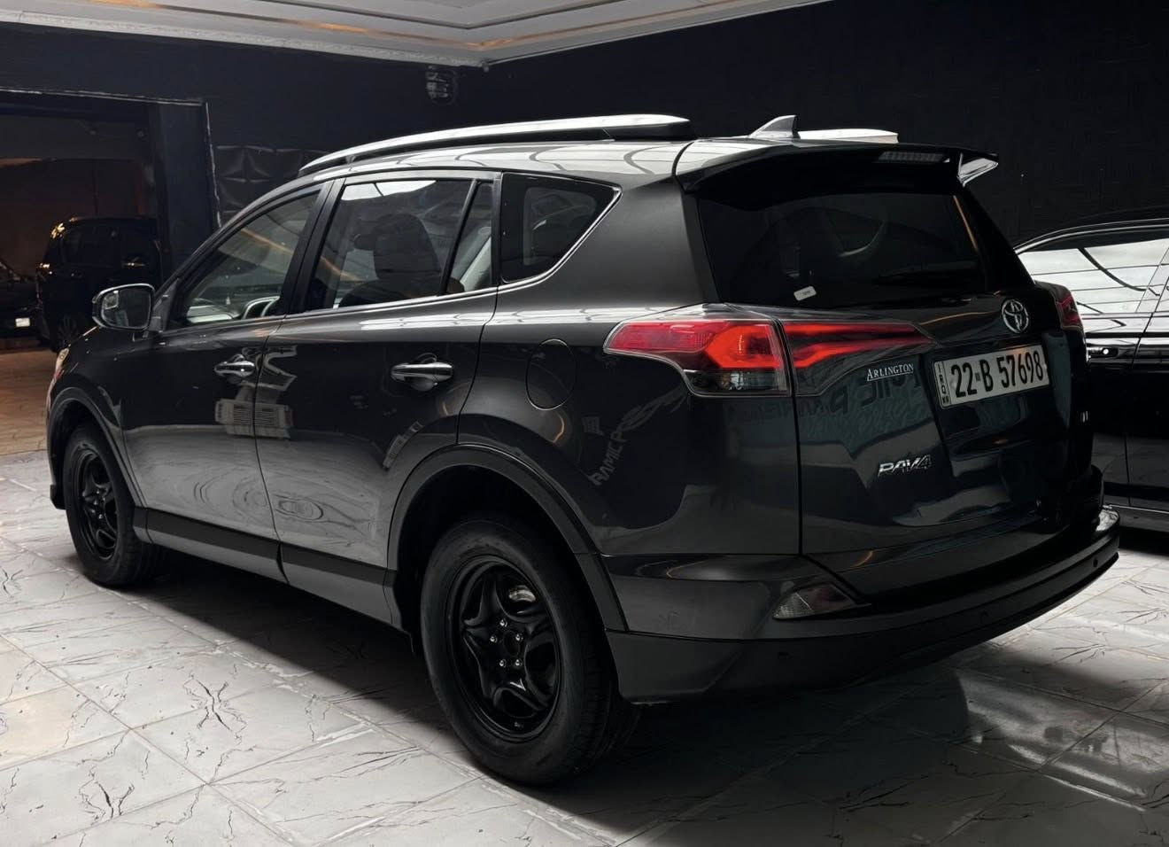 تويوتا راف فور RAV4 موديل 2017
الفئة: LE
نظام الدفع: دفع امامي 
العداد: 143,000 مايل
الوارد: الولايات المتحدة الأمريكية

المواصفات:
شاشة عرض
نظام التحذير من الاصطدام (رادار)
مصابيح أمامية LED
كاميرا خلفية
مثبت سرعة
نظام التحكم في المنحدرات (Hill Assist)

ملاحظات:
السيارة وارد أمريكا الضرر جاملخ الامامي جانب السكن

السعر: 🟧 153 وبيها مجال قليل 📮
للتواصل (اتصال فقط): ***********

#تويوتا_راف4 #راف4_2019 #RAV4_LE #وارد_امريكي #AWD #بيع_سيارات #سيارات_مستعملة
