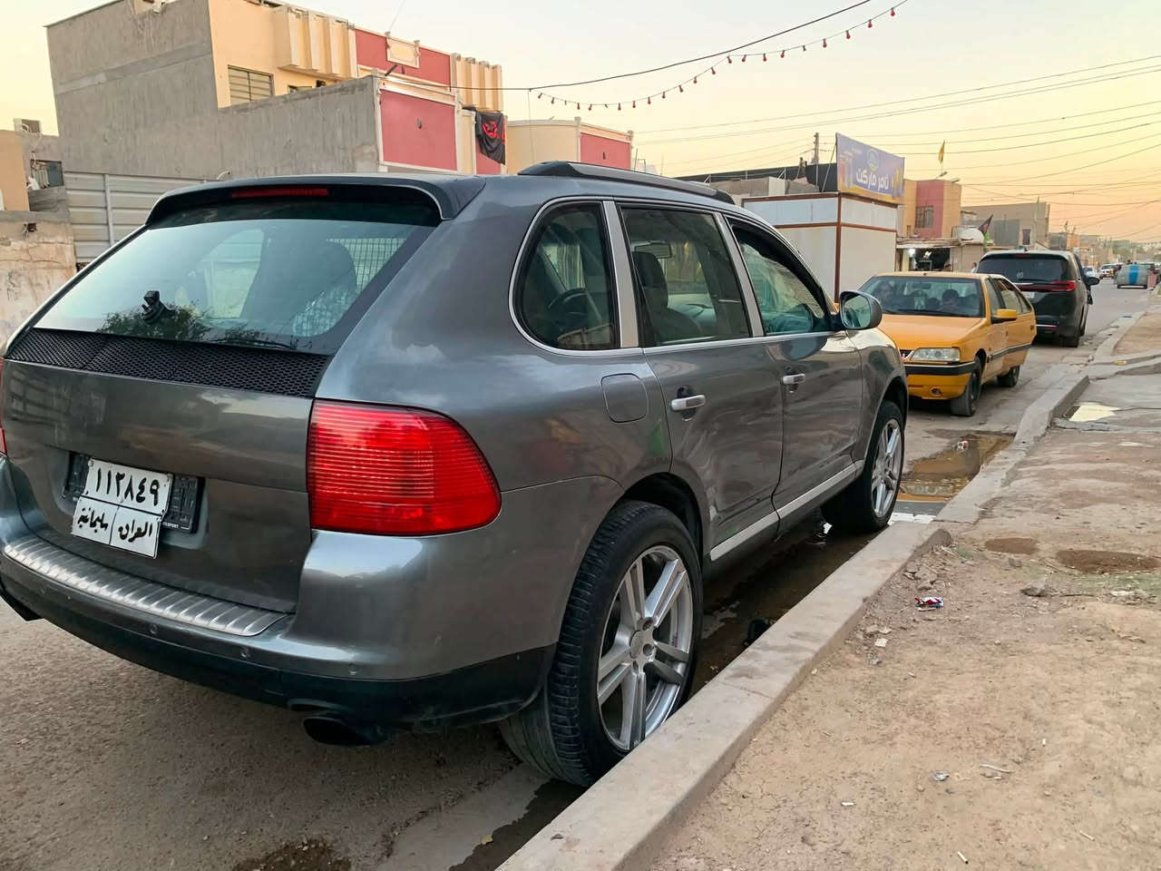 سلام عليكم بورش كيناي محرك كير بطة كير موزين سيارة بدون صبغ صدر جديد رقم اربيل سنوية صاقطة تحويل ثانيوم بيع مستعجل مستعجل عنوان فلكت سلمان باك ***********
