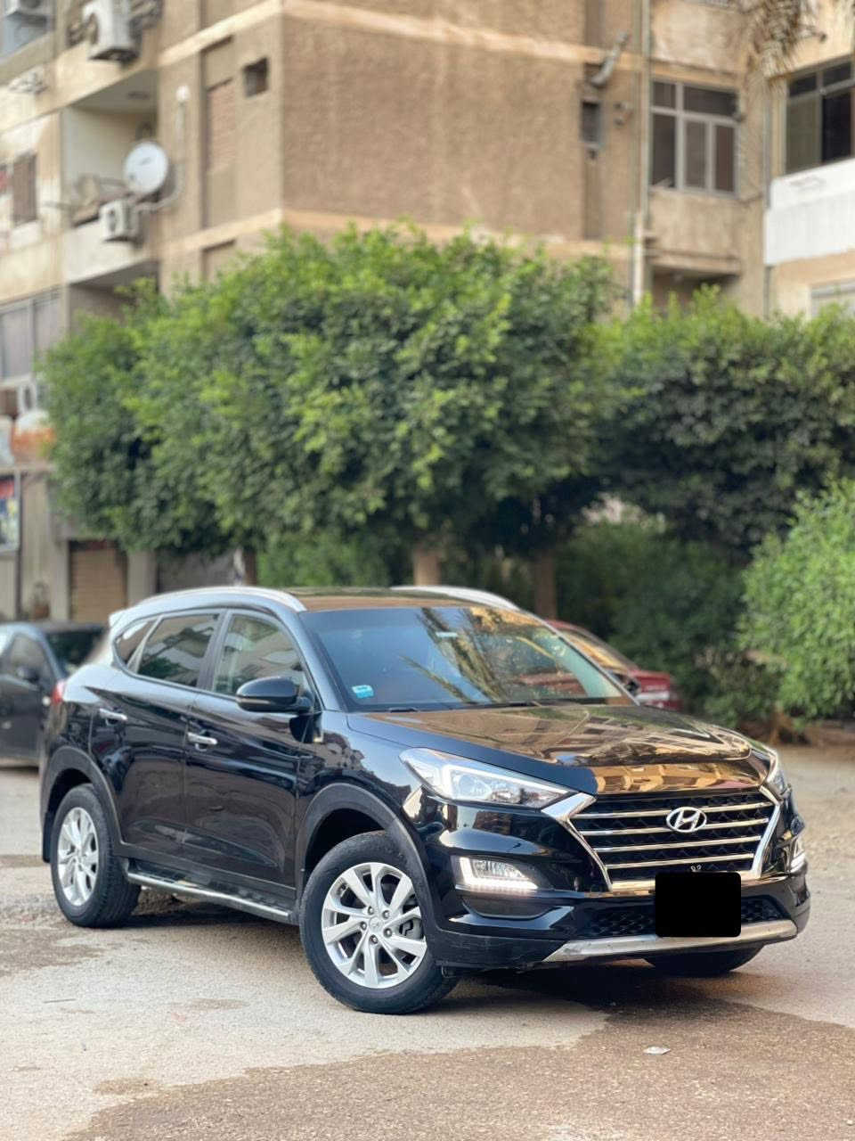 هيونداي توسان 2019 الفئه التانيه 
هيونداي توسان 2019 فيس ليفت الشكل الجديد فبريكا بالكامل الفئه التانيه مرايات ضم و فرش الأحمر صالون بحاله الزيرو عداد 140 الف مالك اول من الزيرو تكيف تلاجه 
للتواصل 01214776035


**إذا كنت صاحب هذا الإعلان وتريد حذفه لأي سبب، رجاءا أرسل رسالة إلى الدعم الفني**