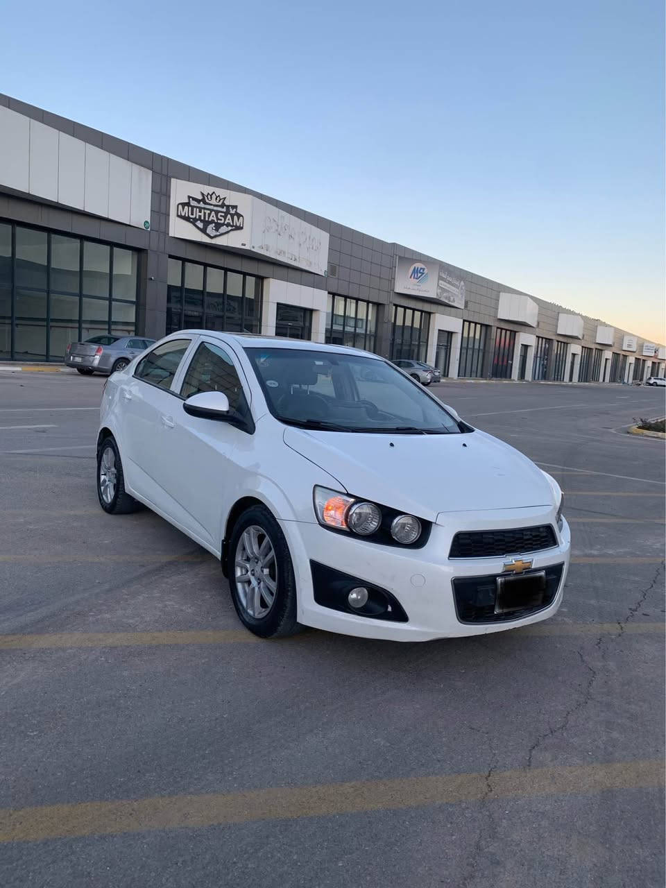 شۆفلێت سۆنیک 
مۆدێل ٢٠١٤
بڕاوە لێزەری دوبە ی 
علوج 
مە کینە ی ١٦ی بێ تۆربۆیە 
گێڕ ئوتۆ ماتیک و ٦گێڕ عادی 
گێچ ئە لکترۆنی 
سڵاید 
کوشن جلد و هیتە ر 
شاشە گە ورە 
تە جیل مە زبوت 
گێڕو مە کینە و کارە بای بە شەرت 
دەری لە ناوەوە جوانتر ناوی لە دەرەوە جوانتر 
سە یارە کە ماڵی دۆستە تابڵێی ئیختسادییە و بە نزین کە م ئە خوا برێک مە زبوت 
٤تایە و ویلی لۆک شەریکە 
دواو پێشی دە عمی نییە کە پسە 
ئە وە هە مو زانیارییە کانیە تی جوابی کۆمێنت نایە مە وە 
گە ر موشتە ری لە مە سنجەر یان ژمارە یان وەتس ئە پ تێل بکە 
لە سلێمانیم 
سعری ٤٣گە ڵا 
وەتس ئە پیشی لە سەرە  

*********** السليمانية, العراق
