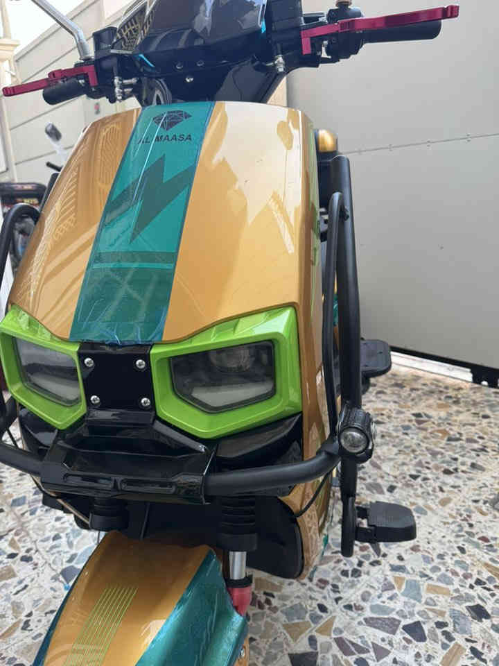 السلام عليكم ماطور شحن نوع ماسه مدرع بل كامل أبو عيون ماطور ٦ بطاريات وين متريد افحص مستعمل قليل مناقصه آي شي أربع نمر سرعته ٩٩ دبل إشاره تثبيت سرعه نضام بك هورن زنون عالي ناصي كامل مكمل سعره ٧٥٠ بي مجال عنوان رمادي تأميم اتصال ***********
