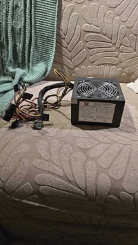 للبيع : ١ - هاب سويج ( موزع انترنيت ) يستخدم لتوزيع الإنترنت من راوتر ...