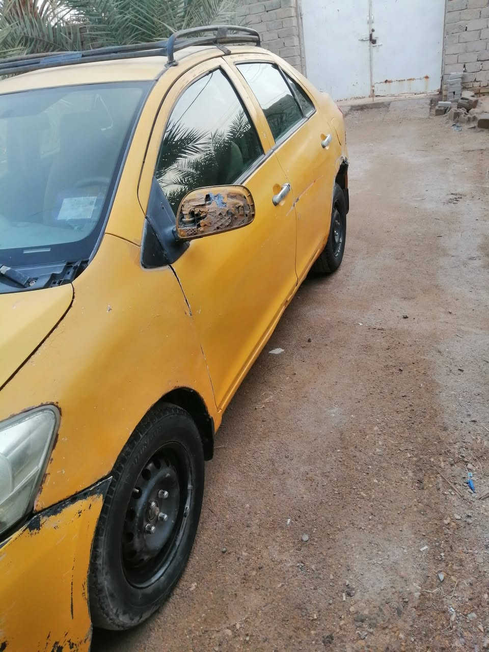 يارس ٢٠٠٨ كندي مرتجيه صفحه بيها معجون بالقماره كير اوتوماتيك مصفره هيئه وغرامات جاهزه للتحويل السعر ٤٥ مكاني بالسماوه للاتصال ***********
