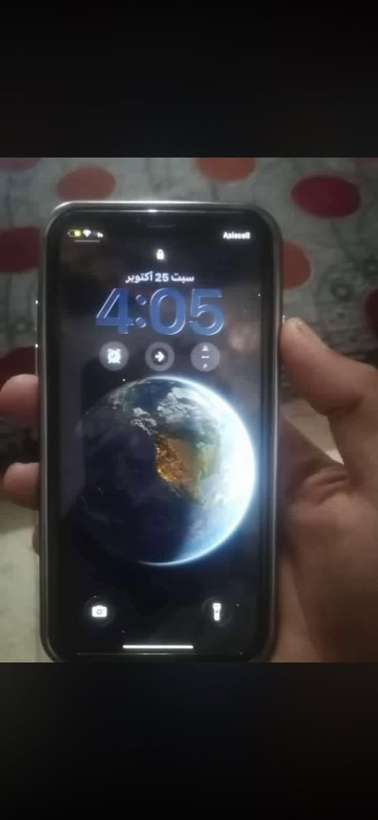 سلام عليكم ￼￼

￼￼ آيفوني 11 عادي 

‏ذاكر 128 

‏بطارية 77 ￼

‏شرط الجهاز ما مفتوح نورمان 

￼￼ السعر ￼240￼

 مجال 

‏المكان موصل جنب الأيسر ￼￼￼￼￼￼


**إذا كنت صاحب هذا الإعلان وتريد حذفه لأي سبب، رجاءا أرسل رسالة إلى الدعم الفني**