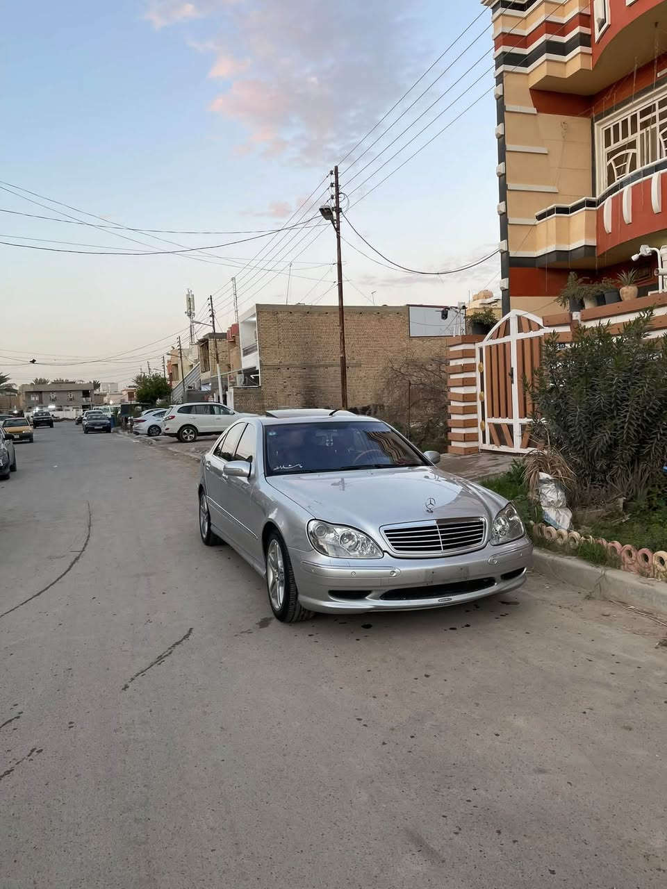 السلام عليكم
للبيع  او مراوس بشي احدث
موديل 2001
S55amg
ماشيه208الف كيلو حقيقي
رقم بغداد
مكان السياره بغداد
لاستفسار ***********
