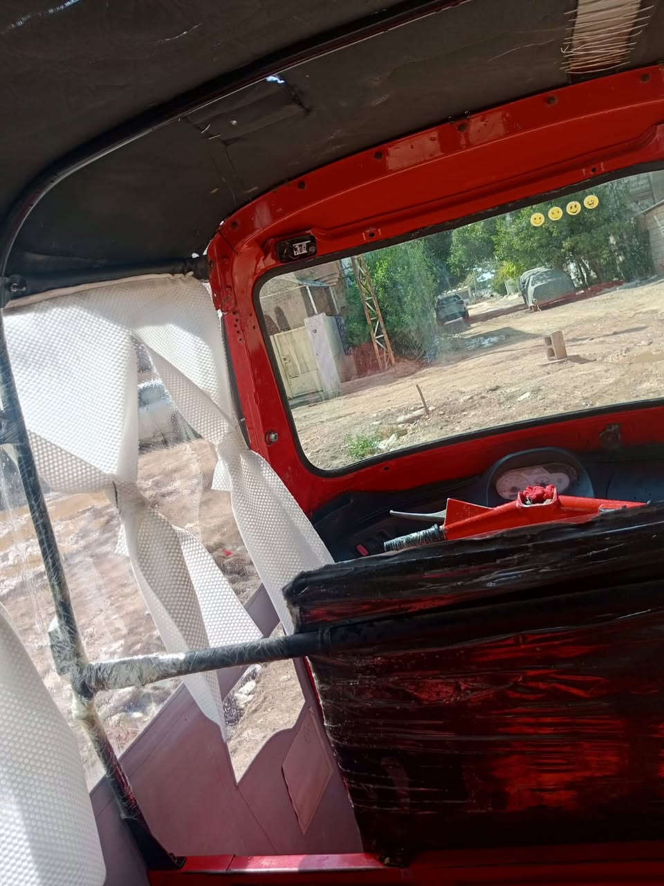 السلام عليكم تكتك بياجو نضيفه جدا  للبيع اوراقها ضايعه بس اكفلك سرقه وعشائر تكتك تجفيتها جديد ونعمه من الله التكتك سعرها مليون 350 مكاني بغداد


**إذا كنت صاحب هذا الإعلان وتريد حذفه لأي سبب، رجاءا أرسل رسالة إلى الدعم الفني**