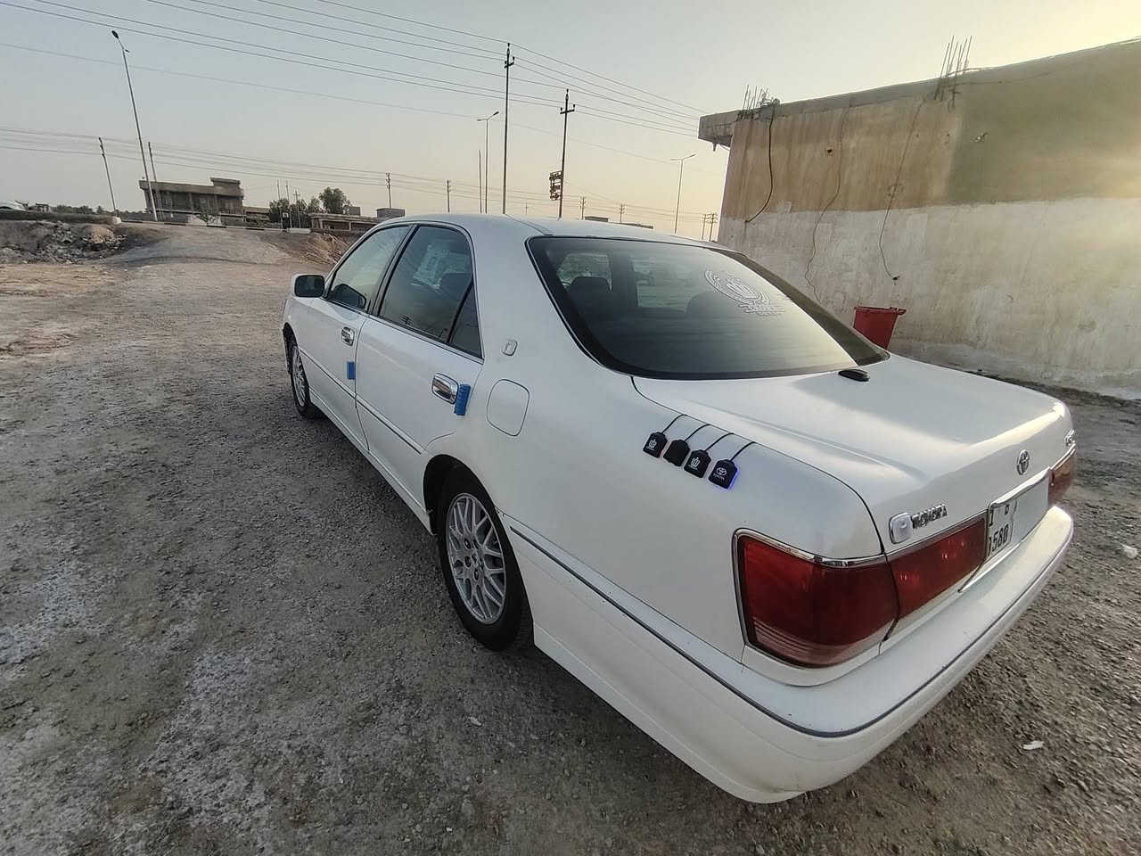 ملكه طبق لأصل لزكه هزه سنويه ورقم انكليزي وبليته بنيد تبريد ثلج صدر حداديه طخم تاير سياره جاهزه ***********
