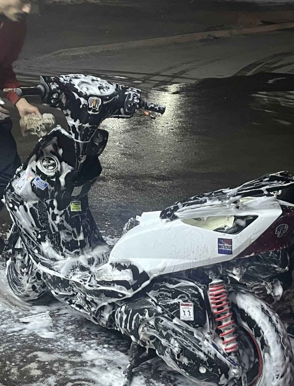 دراجة ثعلب مكينة ٥٨ شلعة ومعدل دراجة نضيفة + صالنصة صجمية سلستيل اصلية رايدها بـ ٤٠٠ وبيها مجال


**إذا كنت صاحب هذا الإعلان وتريد حذفه لأي سبب، رجاءا أرسل رسالة إلى الدعم الفني**