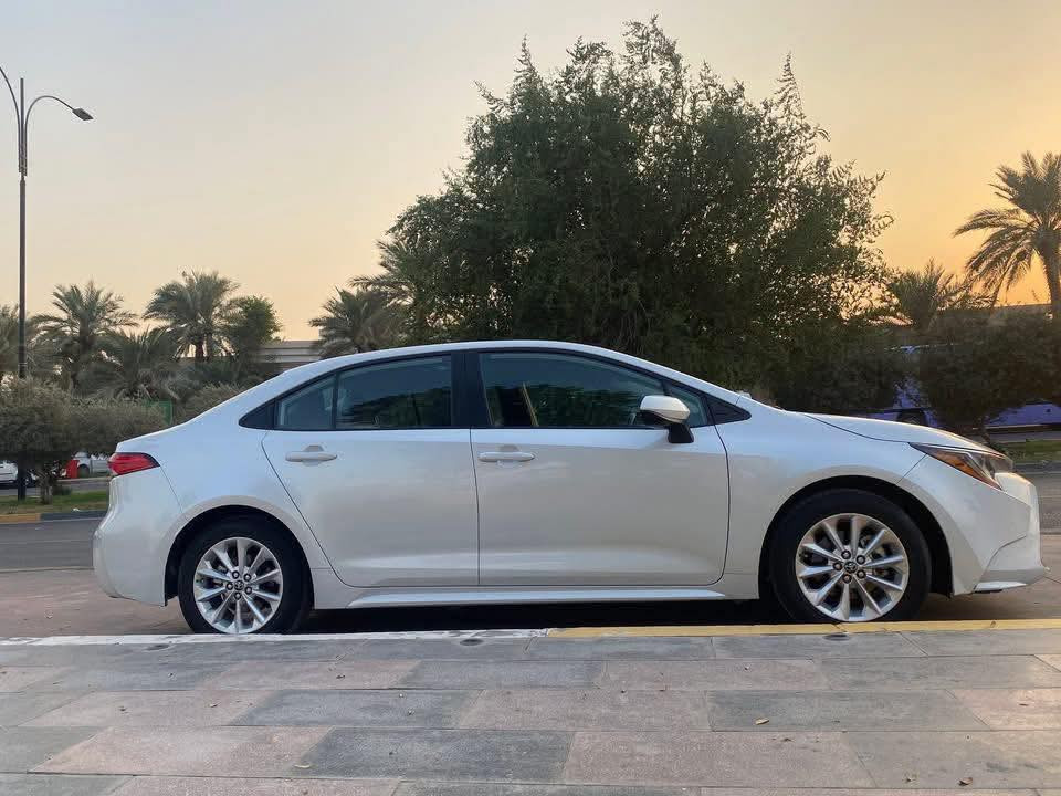 ⚪️ للبيع تويوتا كورلا 2022 ⚪️
مواصفاتها Le أمريكي 
شاشة كار بلي 
كشنات دوشمة 
محرك 18 المرغوب 
سعر (175$) وبي مجال بسيط 
عنوان متواجد كركوك ديالى 
رقم ***********
