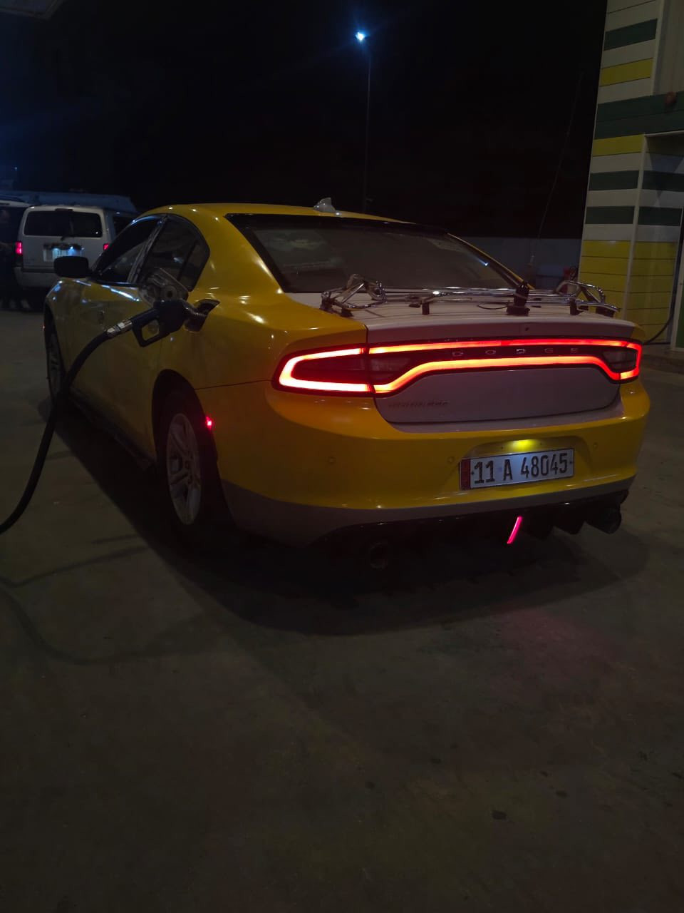 سلام عليكم جارجر موديل (٢٠٢٢)اصل فول موصفات SXT Plusمحرك 3.6L VVL  كشنات جلد كهربائيه 
تبريد قطعتين 
خزن ميموري 
رادار جانبي 
شاشه جبيره 
مري قلابه 
كامره دوره 
نقطه عمياء بل مري جانبيه 
تدفيه تبريد بل كشات 
ستيرن كهربائي +تفئه تبريد 
بعد بيه هواي موصفات 
صور الحادث مرفوقه بل منشور بدون ارباك

‭(٠٧٨١ ٤٨٦ ٧١٢٣‬)(مكان سياره كربلاء سعر 240 ورقه )
